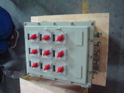 【特價銷售照明配電箱、配電柜、無功補償柜】價格,廠家,圖片,無功補償裝置,瑞安市恒安電氣-